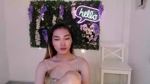 Snapshot of yoursexservice chatting on 02.04.25 online show from 02.04.25