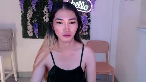 Snapshot of yoursexservice chatting on 02.11.25 online show from 02.11.25