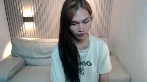 Snapshot of yoursexservice chatting on 11.05.25 online show from 11.05.25