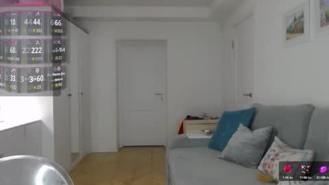 Snapshot of yummylilya chatting on 03.08.25 Lillya online show from 03.08.25