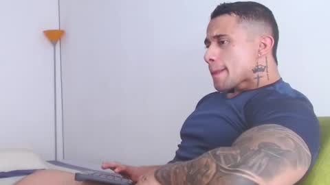 Snapshot of zac_colleng07 chatting on 01.13.25 Zac Colleng online show from 01.13.25