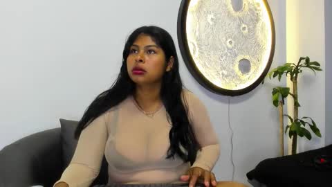 Snapshot of zaira_17 chatting on 11.10.25 Zaira online show from 11.10.25