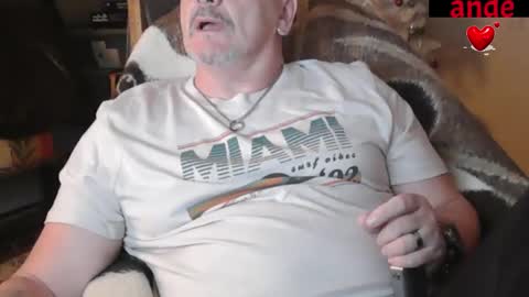 Snapshot of zander007 chatting on 10.03.25 zander007 online show from 10.03.25