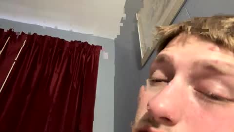 Snapshot of zandiezz chatting on 12.30.24 zandie an chell get freaky online show from 12.30.24