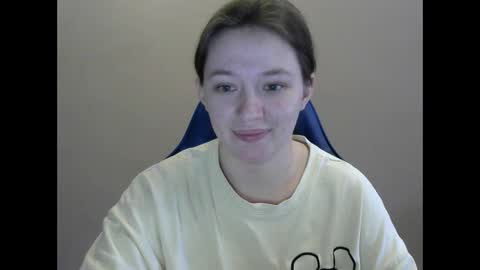 Snapshot of zara_golden chatting on 01.27.25 chaturcum online show from 01.27.25