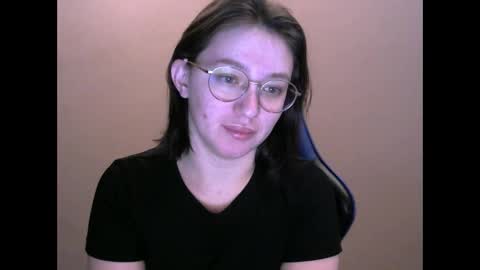 Snapshot of zara_golden chatting on 02.20.25 chaturcum online show from 02.20.25