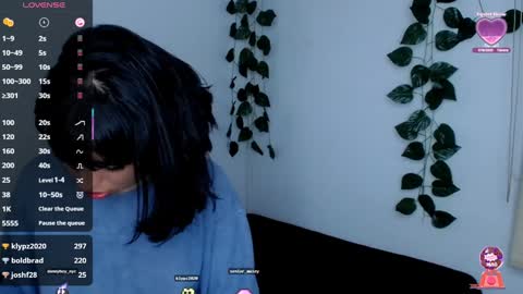 Snapshot of zaramuley chatting on 02.09.25 Zara muley online show from 02.09.25