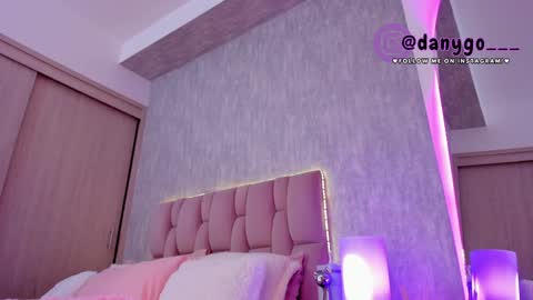 Snapshot of zarianaevanz chatting on 02.03.25 Zariana online show from 02.03.25