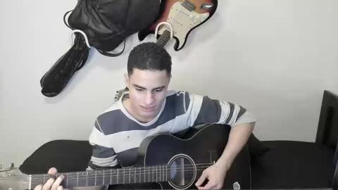 Snapshot of zenhzu chatting on 12.20.24 zenzhu online show from 12.20.24