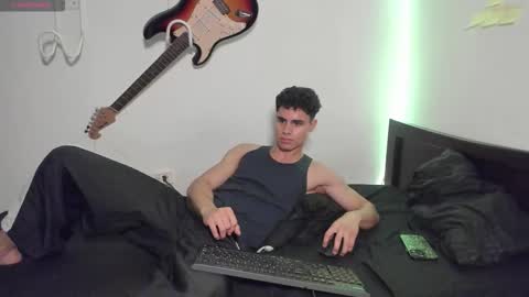 Snapshot of zenhzu chatting on 09.16.25 zenzhu online show from 09.16.25