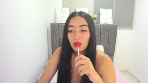 zoe_jones7 online show from 02.02.25
