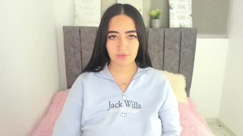 zoe_jones7 online show from 02.19.25