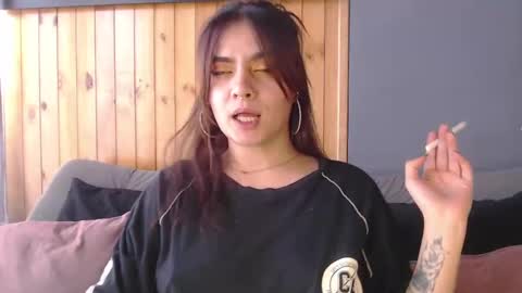 Snapshot of zoee_t chatting on 10.23.25 Zoee online show from 10.23.25