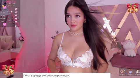 Snapshot of zoemina__ chatting on 12.11.24 Antonella Kim online show from 12.11.24