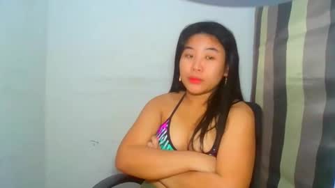 sweet lylia online show from 10.04.25