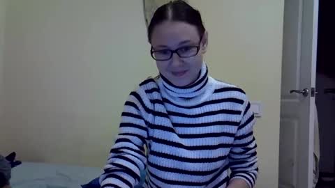 Zyuhre online show from 10.07.25