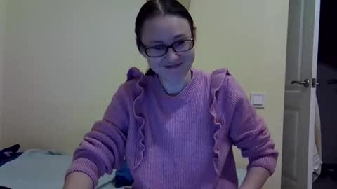 Zyuhre online show from 10.08.25