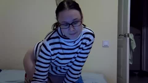Zyuhre online show from 10.11.25