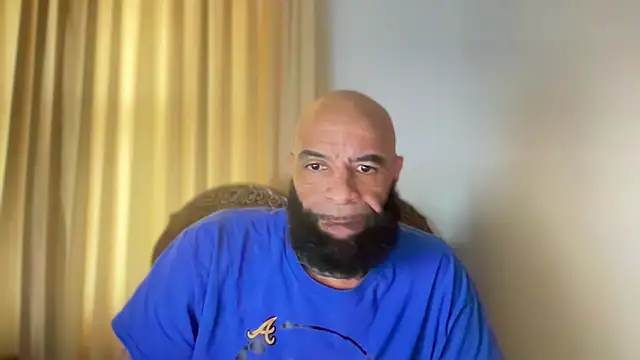 Snapshot of ANAKONDA_KIING chatting on 03.20.25 ANAKONDA KIING online show from 03.20.25