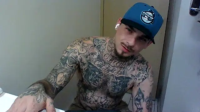 Snapshot of DADDY_KANE8--- chatting on 01.07.25 DADDY KANE8--- online show from 01.07.25