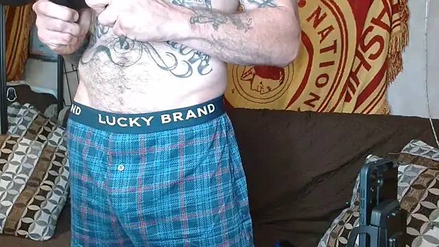 Snapshot of DADDY_KANE8--- chatting on 02.15.25 DADDY KANE8--- online show from 02.15.25