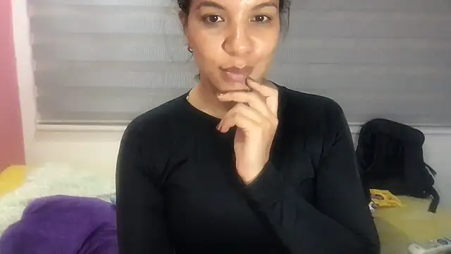 Snapshot of gatubelahot chatting on 09.15.25 gatubelahot online show from 09.15.25