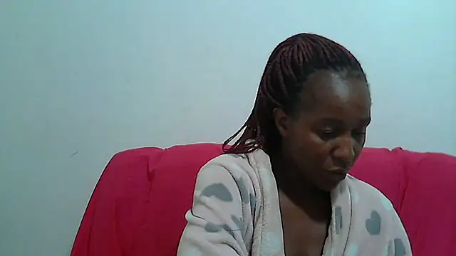 Snapshot of sluttylaura21 chatting on 02.21.25 sluttylaura21 online show from 02.21.25