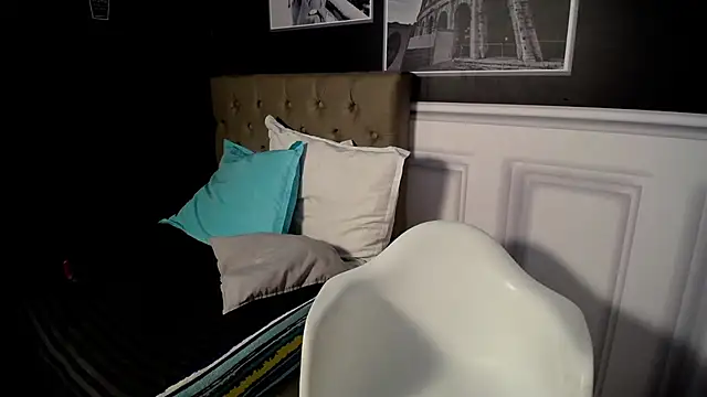 Snapshot of samanthaanderson_ chatting on 12.14.24 samanthaanderson  online show from 12.14.24