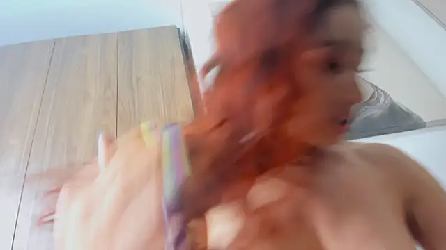 Snapshot of Ariadna-07 chatting on 01.12.25 Ariadna-07 online show from 01.12.25