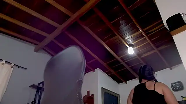 Snapshot of maela1 chatting on 09.27.25 maela1 online show from 09.27.25