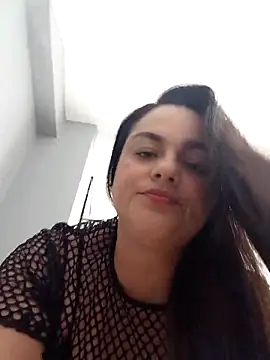 Snapshot of maela1 chatting on 10.29.25 maela1 online show from 10.29.25