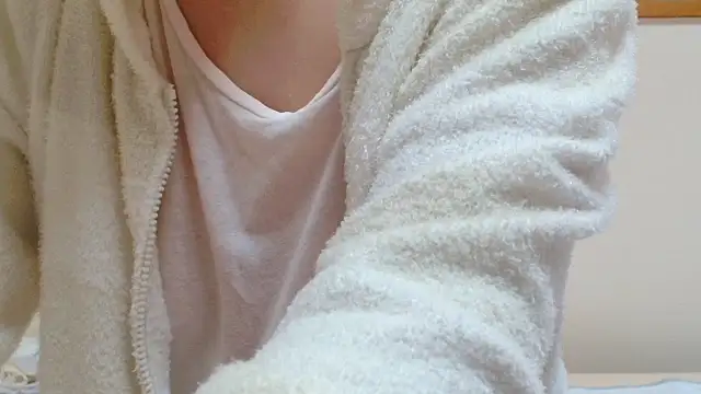 Snapshot of liliyRiSAcha-n chatting on 10.06.25 liliyRiSAcha-n online show from 10.06.25