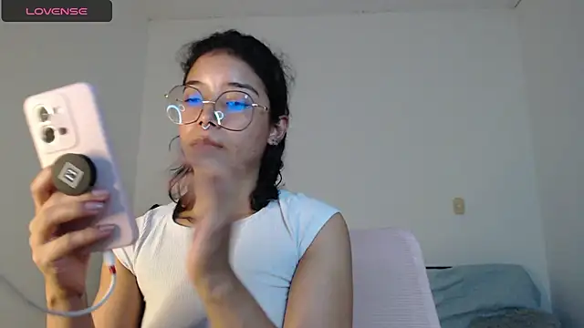 Snapshot of Putaku_San chatting on 09.11.25 Putaku San online show from 09.11.25