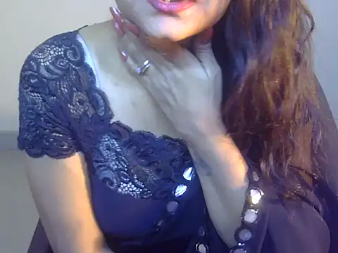 Snapshot of Lusty_Wife1 chatting on 12.22.24 Lusty Wife1 online show from 12.22.24