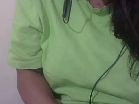 Snapshot of Lusty_Wife1 chatting on 10.14.25 Lusty Wife1 online show from 10.14.25