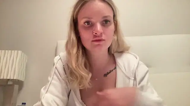 Snapshot of mariemelissah chatting on 12.23.24 mariemelissah online show from 12.23.24