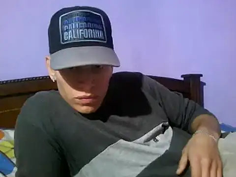 Snapshot of kaninrubio90 chatting on 01.04.25 kaninrubio90 online show from 01.04.25