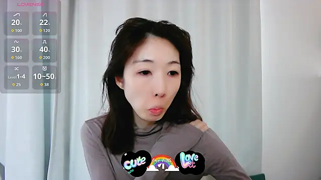 Love me Eri  online show from 10.20.25