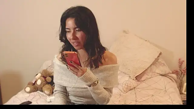 Snapshot of alice_middlee chatting on 10.12.25 alice middlee online show from 10.12.25