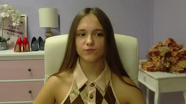 Snapshot of dirtyxEmily chatting on 12.04.24 dirtyxEmily online show from 12.04.24