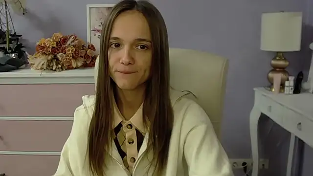 Snapshot of dirtyxEmily chatting on 09.30.25 dirtyxEmily online show from 09.30.25