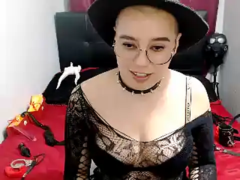 TamySweetness online show from 12.22.24