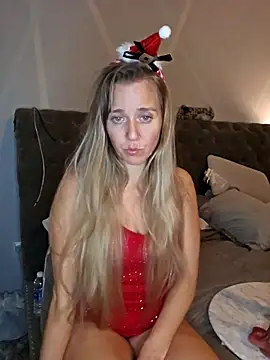 SkyelarSommer online show from 12.26.24