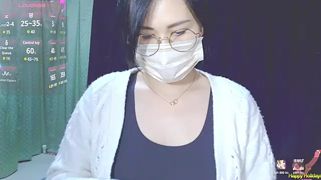 Snapshot of Su_rosie chatting on 02.09.25 Su rosie online show from 02.09.25