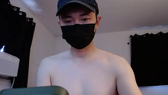 Snapshot of twbobo00715 chatting on 11.14.25 twbobo00715 online show from 11.14.25