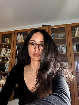 Snapshot of Naughty-Jessie chatting on 02.26.25 Naughty-Jessie online show from 02.26.25