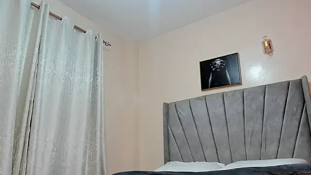 Snapshot of thee_sexy_goddess chatting on 01.24.25 thee sexy goddess online show from 01.24.25