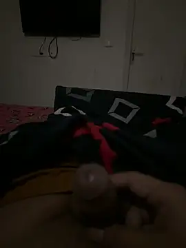 Snapshot of yourheroforfun chatting on 02.03.25 yourheroforfun online show from 02.03.25