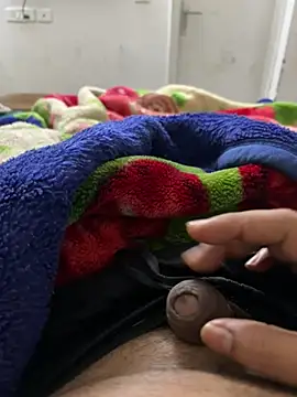 Snapshot of yourheroforfun chatting on 02.21.25 yourheroforfun online show from 02.21.25