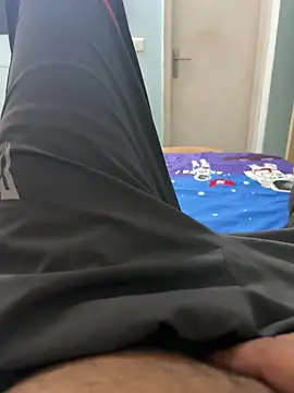 Snapshot of yourheroforfun chatting on 10.27.25 yourheroforfun online show from 10.27.25